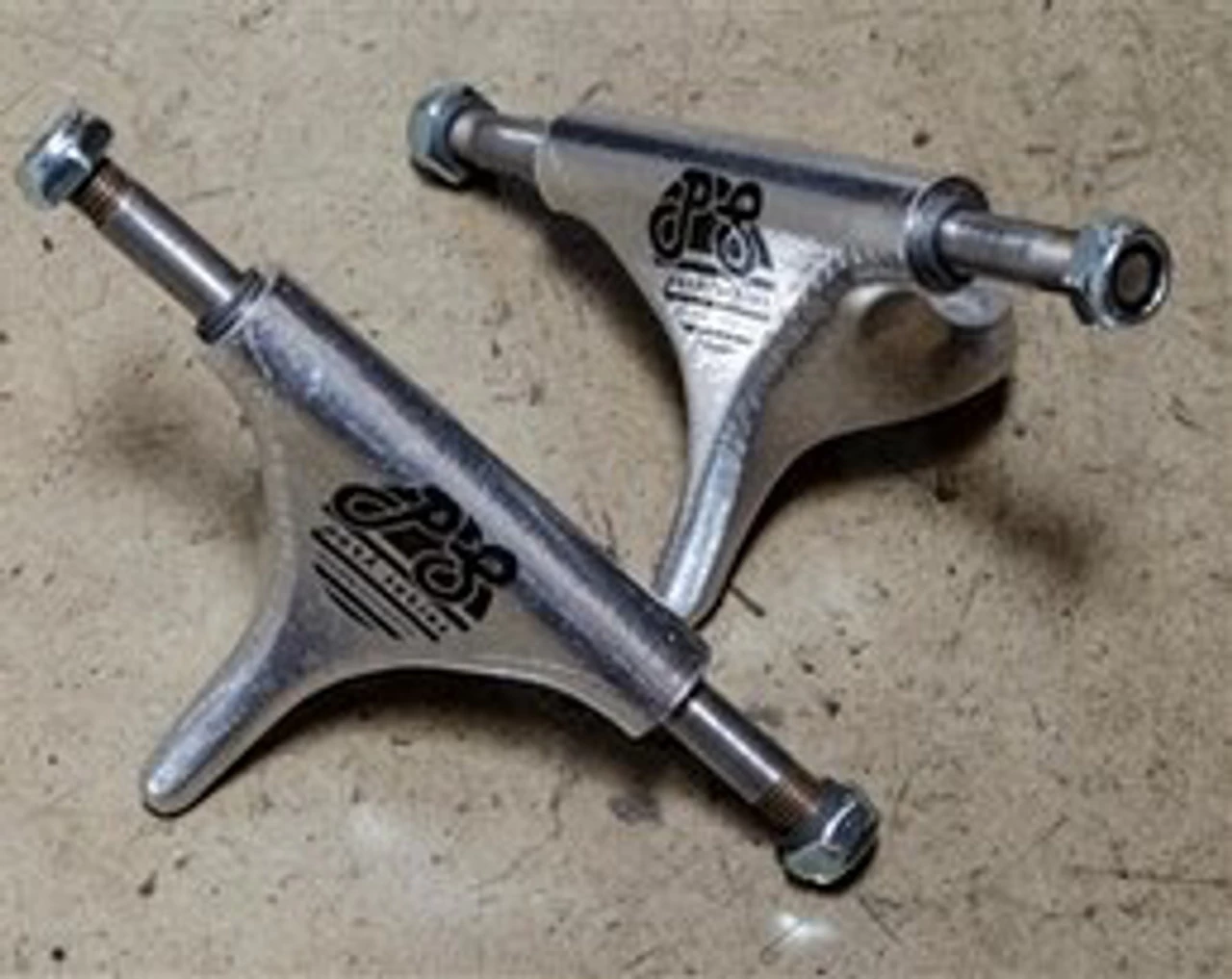 Sure Grip Park Series Trucks (4-Pack) 1 Sure Grip Park Series Trucks (4-Pack)