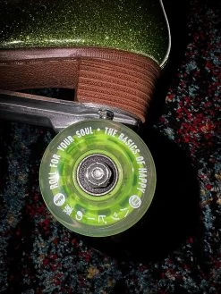 The Glitter - All Skate -Outdoor Skates Shop D5E9D854 13B2 45BF 9583 4B057704A20F 1 105 c 99899.1661376047